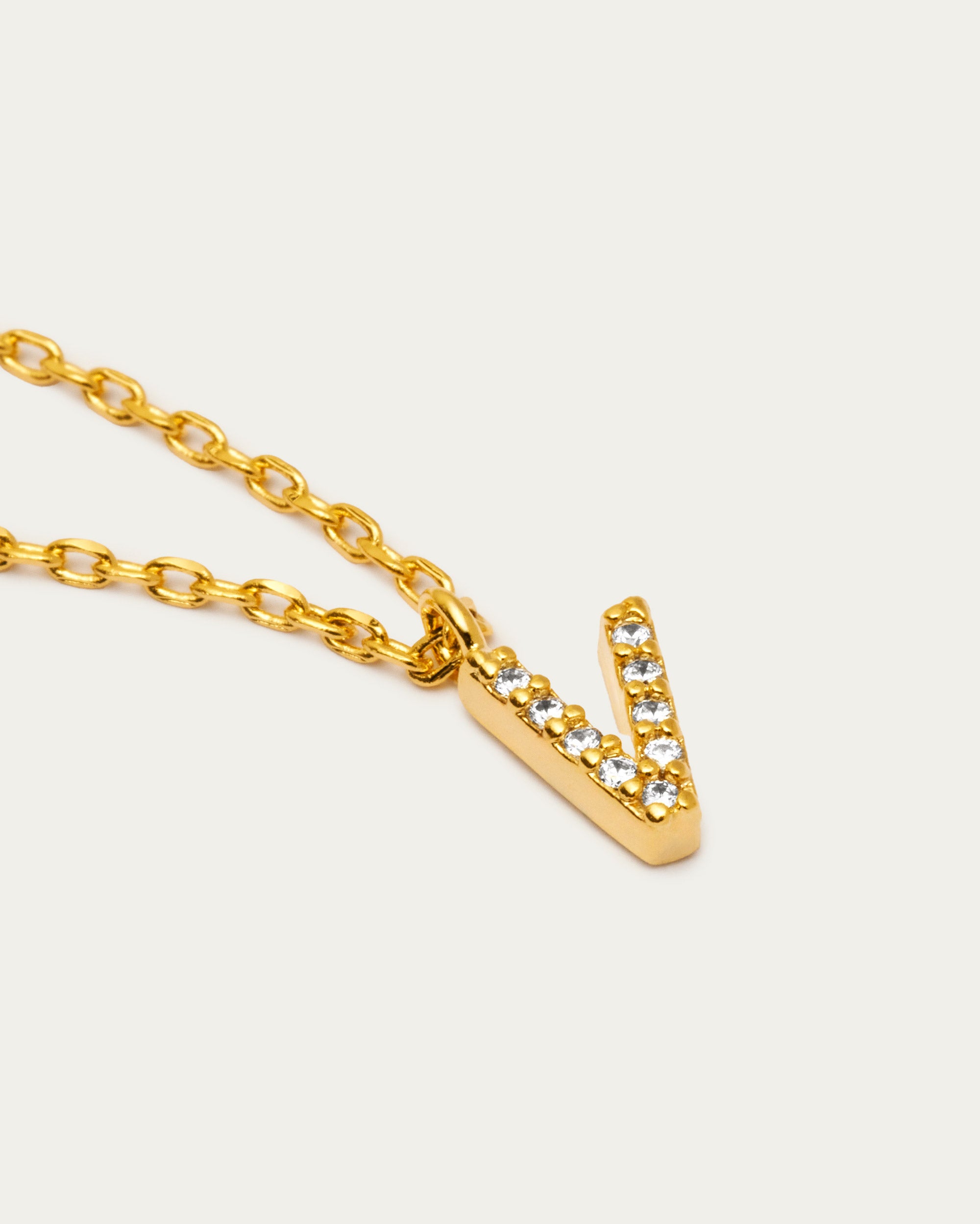 Letter V Initial Parvé Necklace